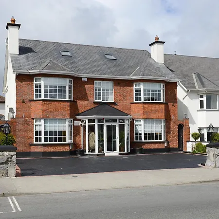Aaron Bed & Breakfast 3*